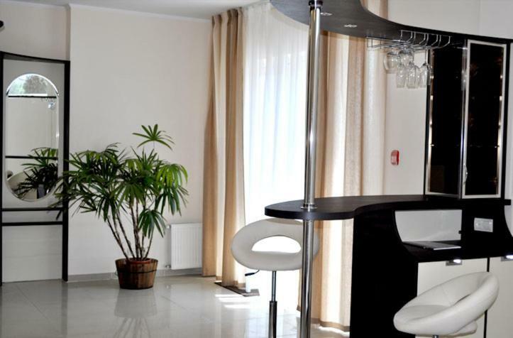 Columbus Hotel โอเดสซา ภายนอก รูปภาพ